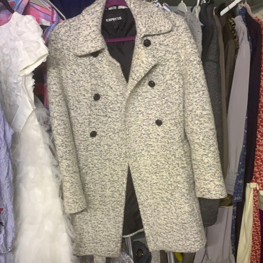 Express jacket size small. Barely worn.